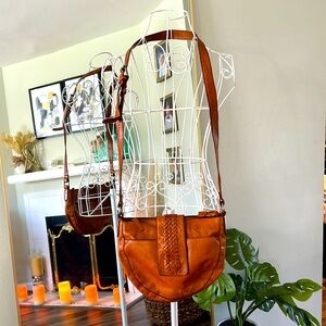 Vilenca 100% Leather Crossbody Bag